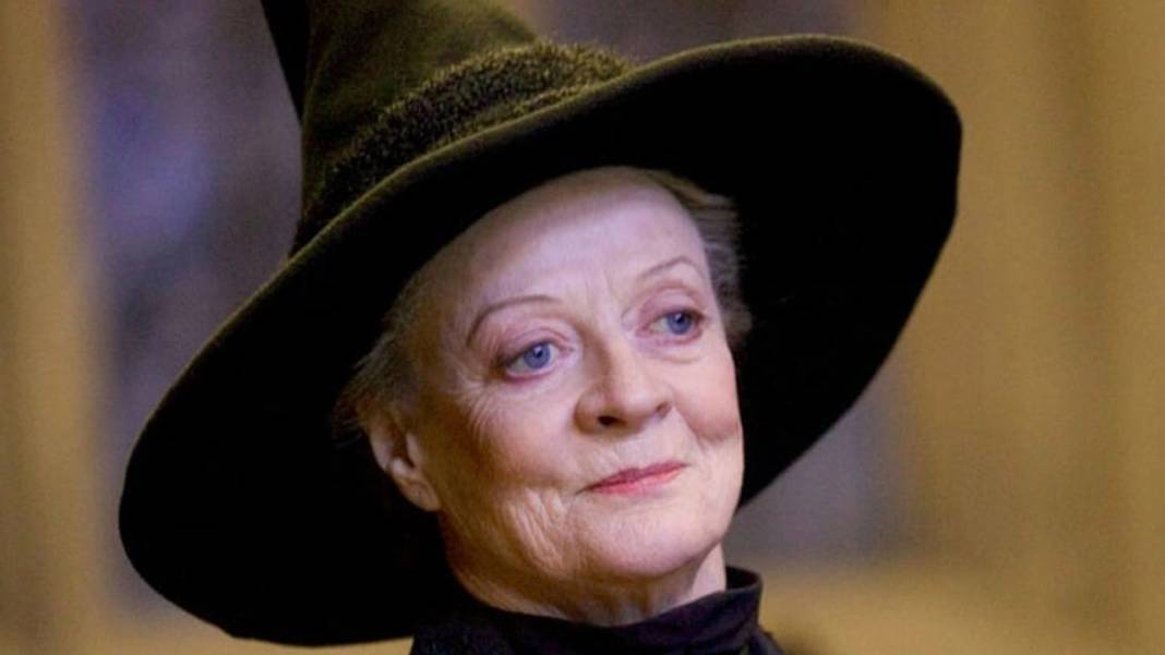 Harry Potter serisinin ünlü oyuncusu Maggie Smith hayatını kaybetti 1